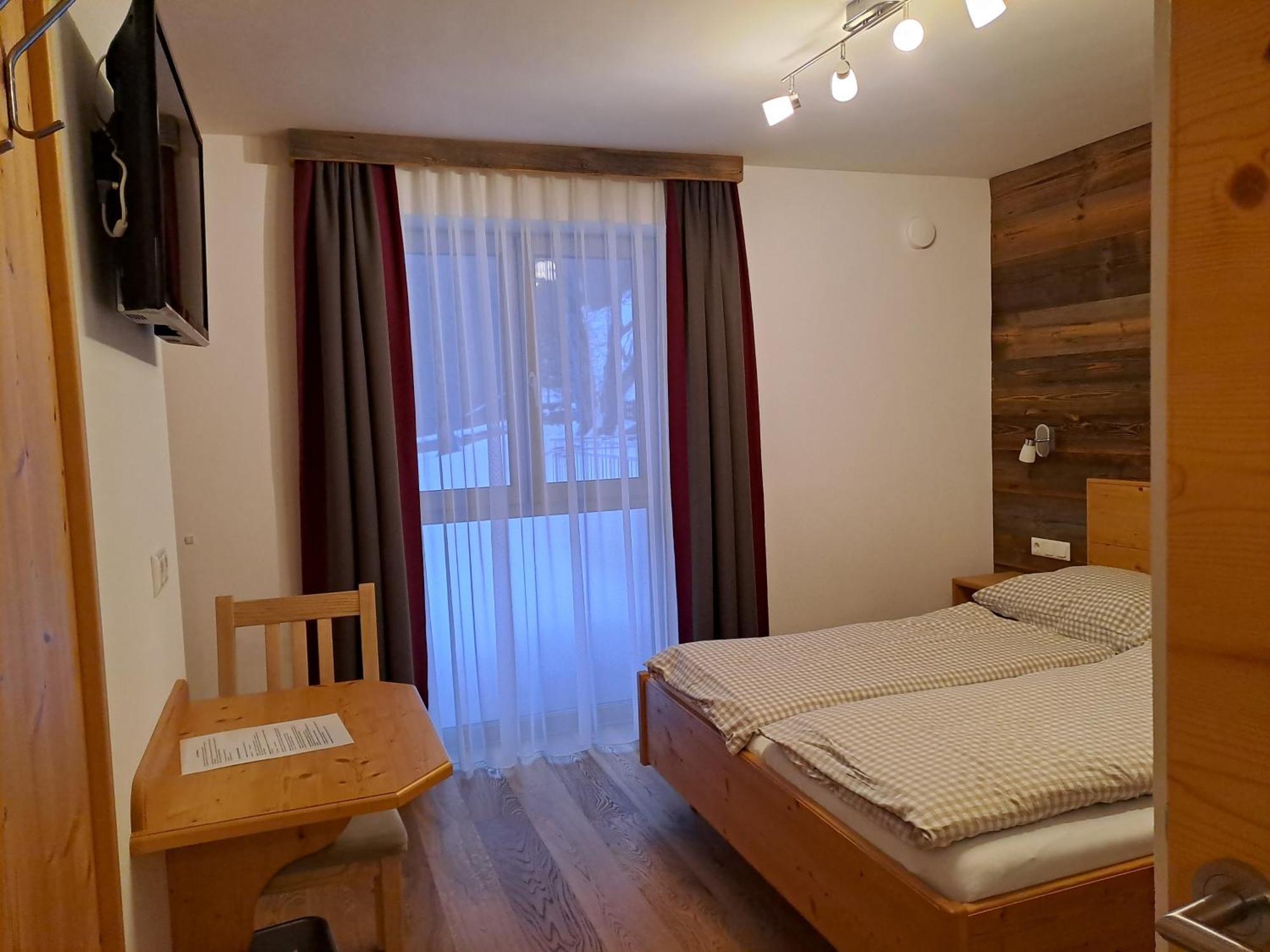 Zimmer & Appartements Schwarzenbacher Sonja & Konrad Клайнарл Екстериор снимка